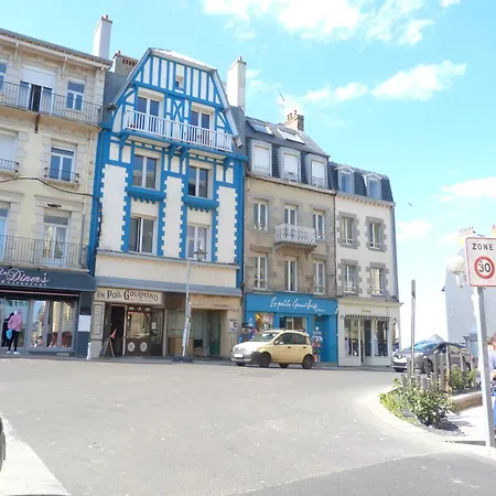 Апартаменты La Granv'illaise